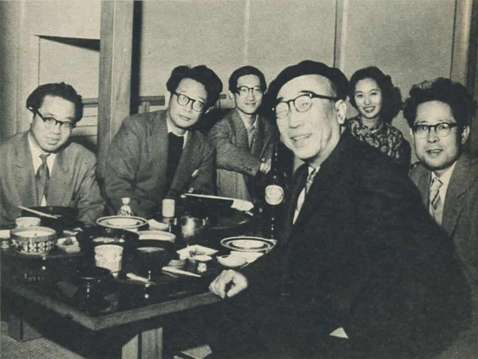 Edogawa Ranpo ở tuổi 63, chụp vào năm 1957.